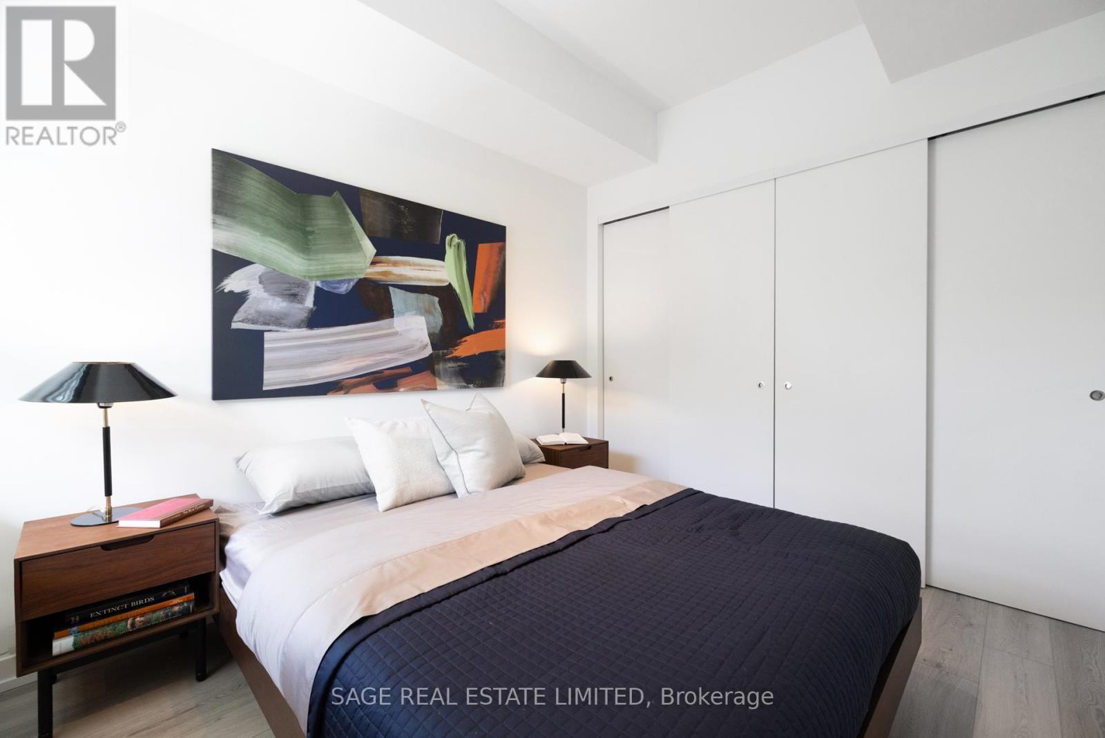 206 - 863 St Clair Avenue W, Toronto, ON - Indoor Photo Showing Bedroom