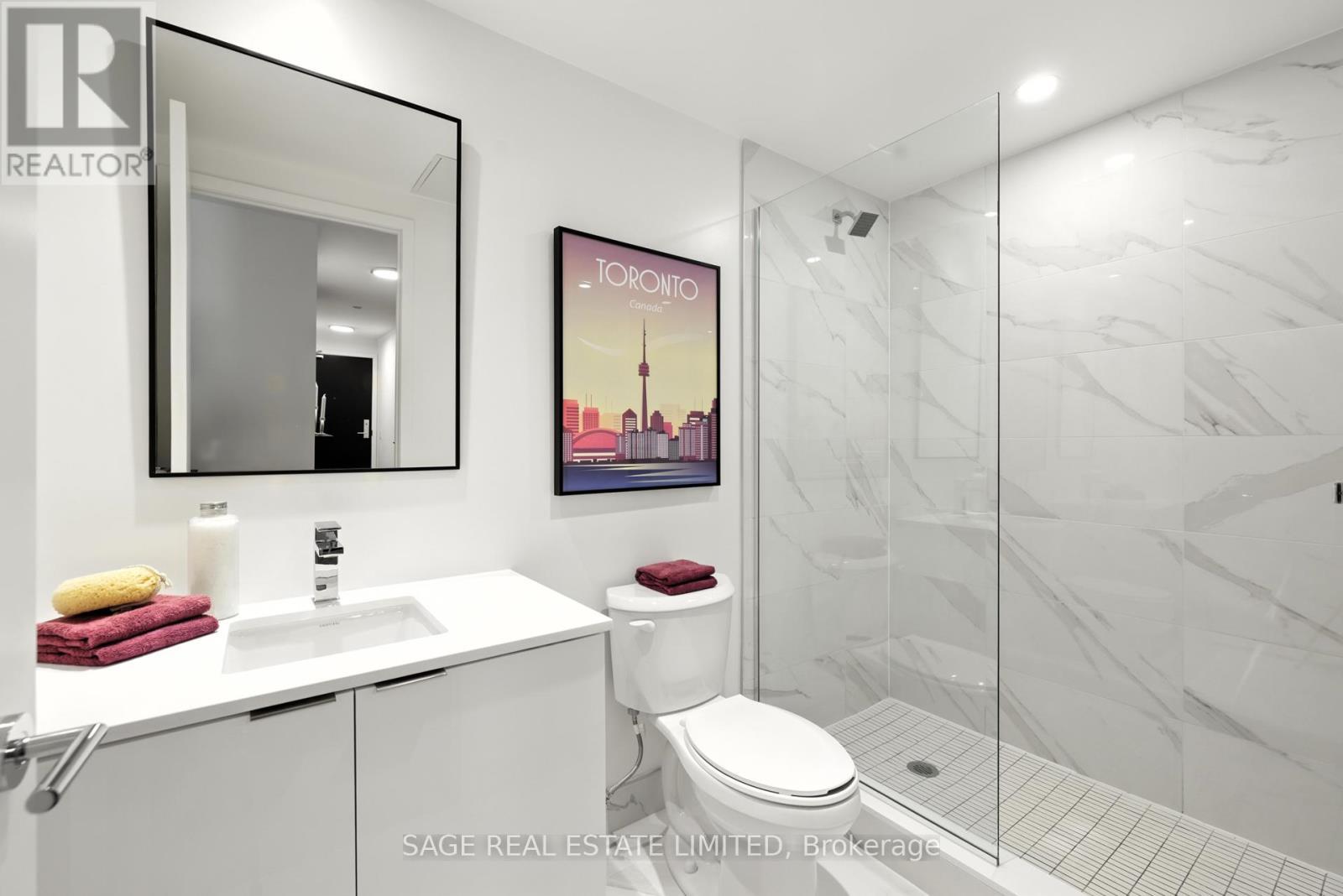 206 - 863 St Clair Avenue W, Toronto, ON - Indoor Photo Showing Bathroom