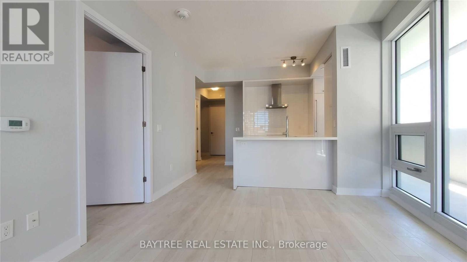 809 - 2221 Yonge Street, Toronto, ON - Indoor Photo Showing Other Room