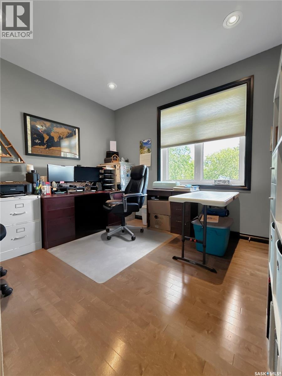 Lazy Dollar Ranch, Brock Rm No. 64, SK - Indoor Photo Showing Office