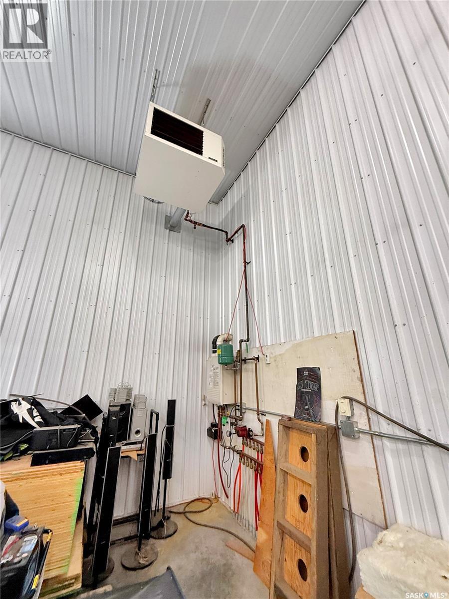 Lazy Dollar Ranch, Brock Rm No. 64, SK - Indoor Photo Showing Other Room