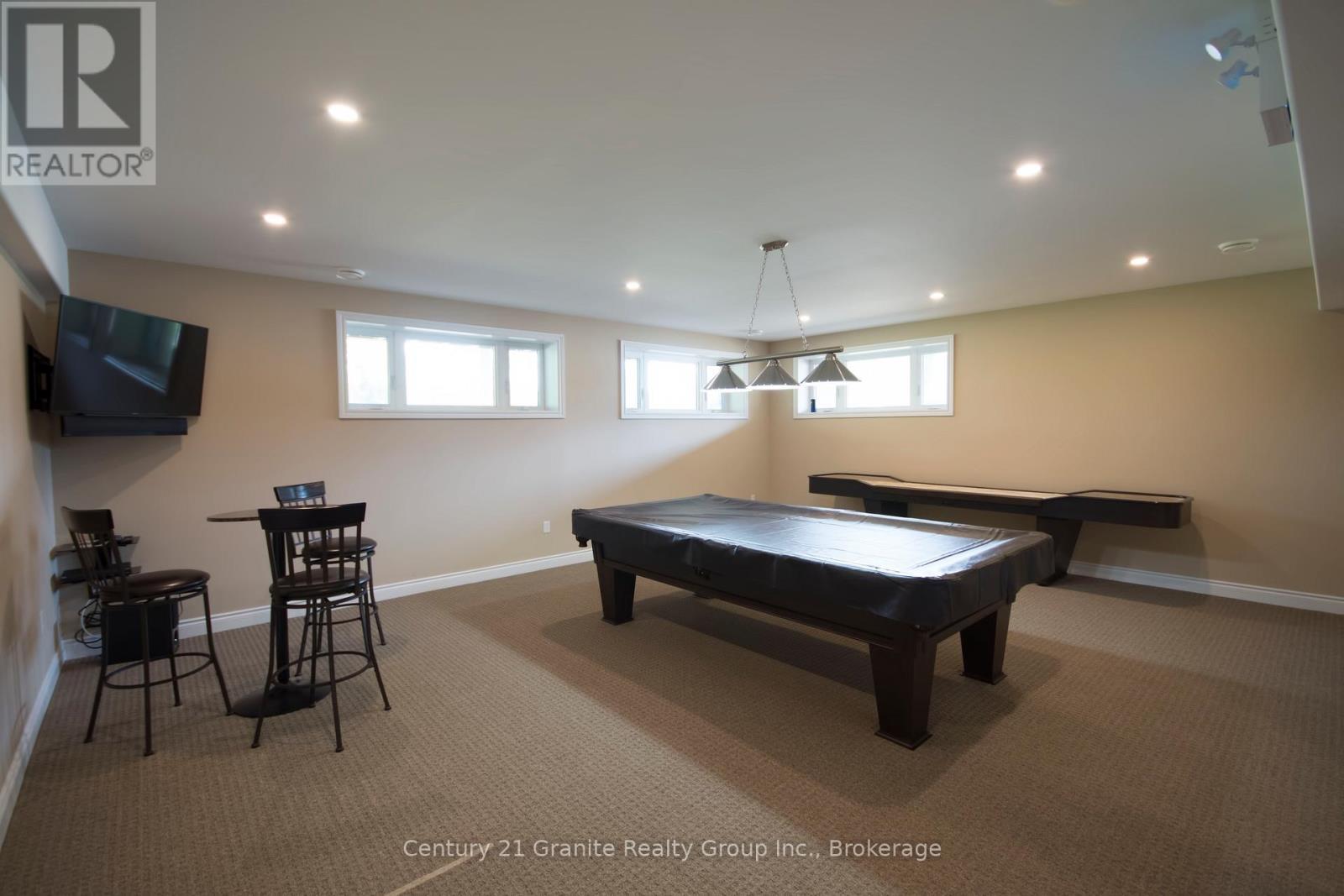 44 Webb Circle, Dysart Et Al (Dysart), ON - Indoor Photo Showing Other Room