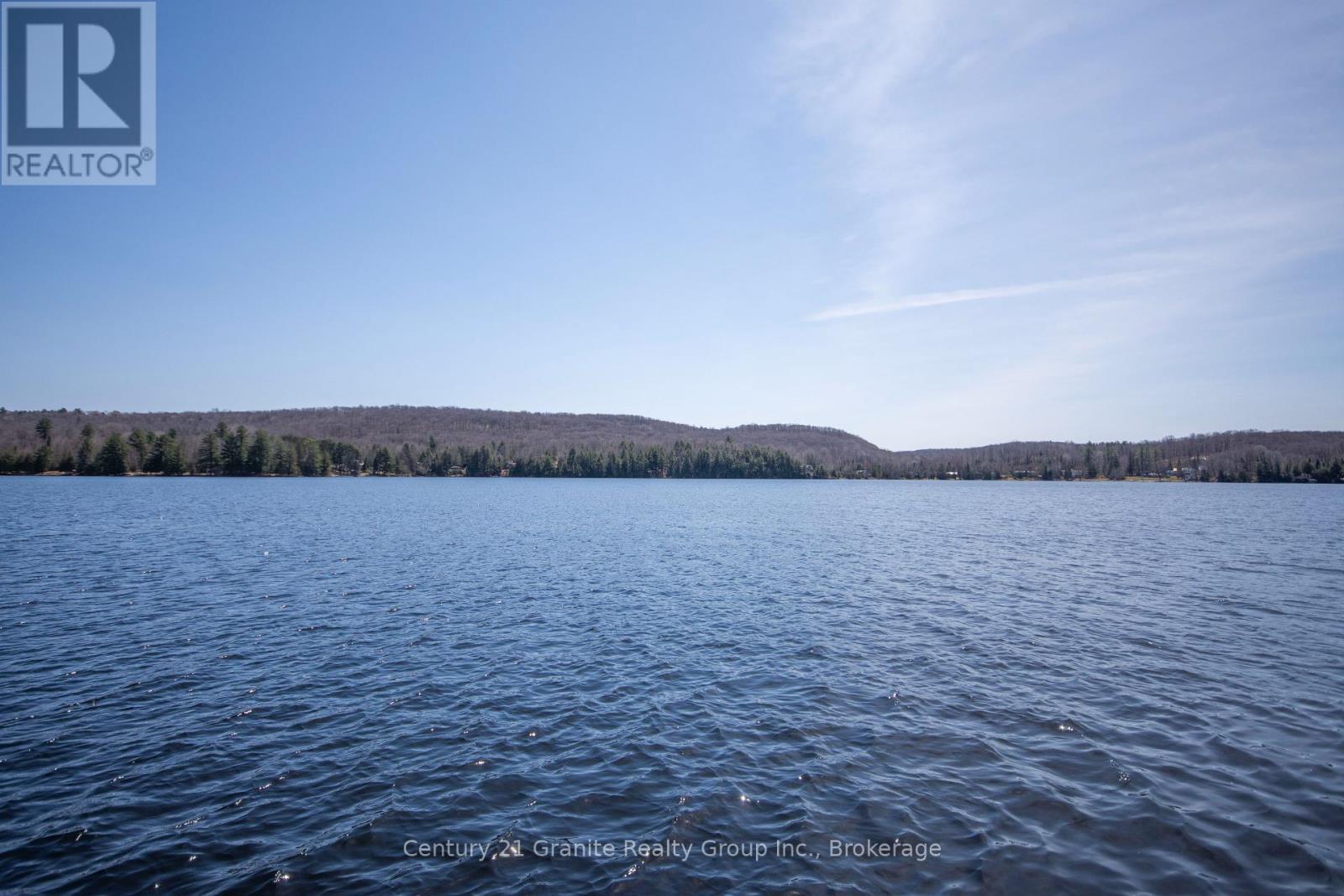 44 Webb Circle, Dysart Et Al (Dysart), ON - Outdoor With Body Of Water With View