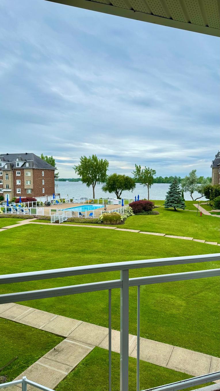 Patio - 5-9300 Rue Rubaniers, Brossard, QC - Outdoor With View