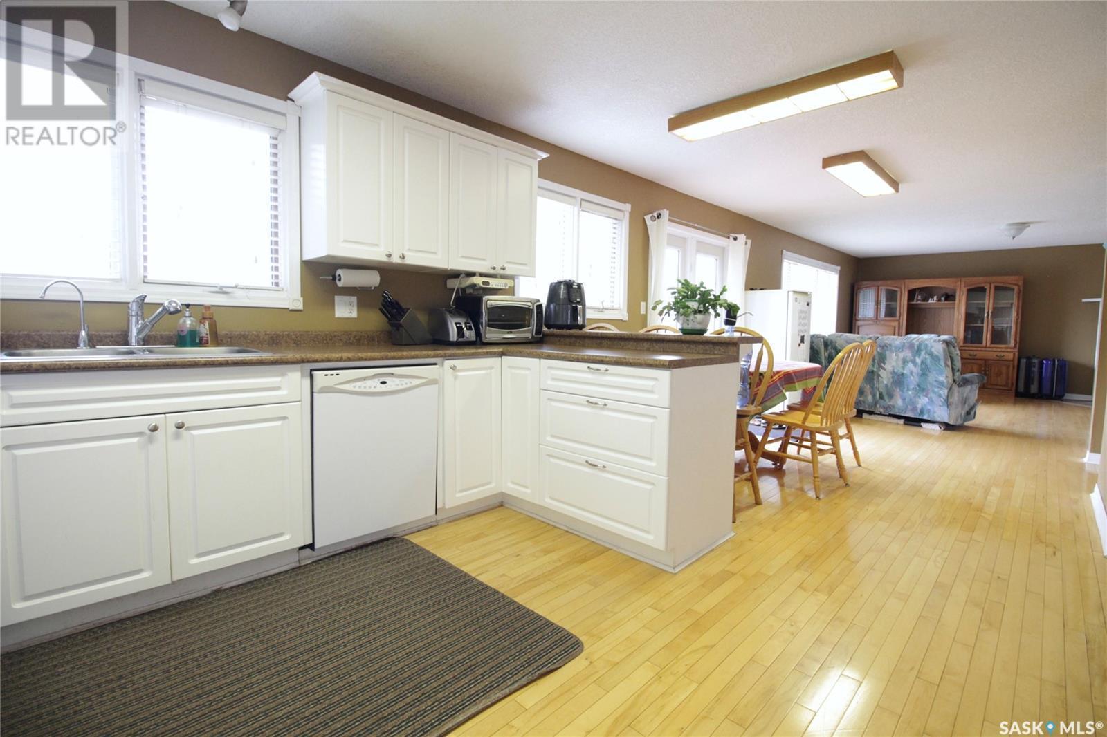 311 Pelly Street, Rocanville, SK - Indoor Photo Showing Kitchen With Double Sink