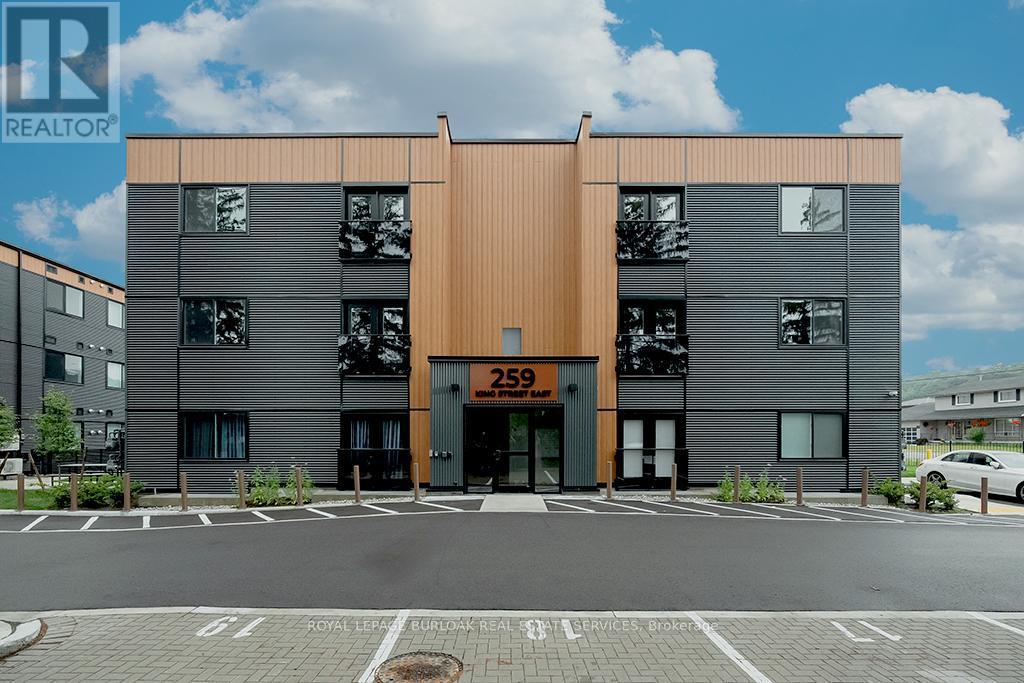 3A - 259 King Street E, Hamilton, ON - Outdoor