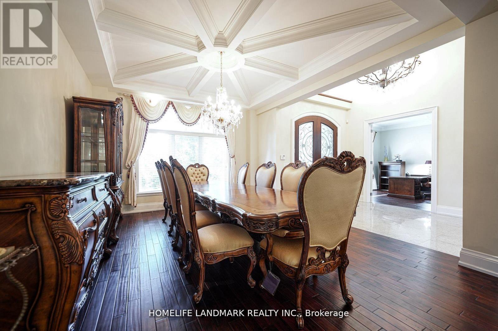 450 Meadow Wood Road, Mississauga, ON - Indoor Photo Showing Dining Room