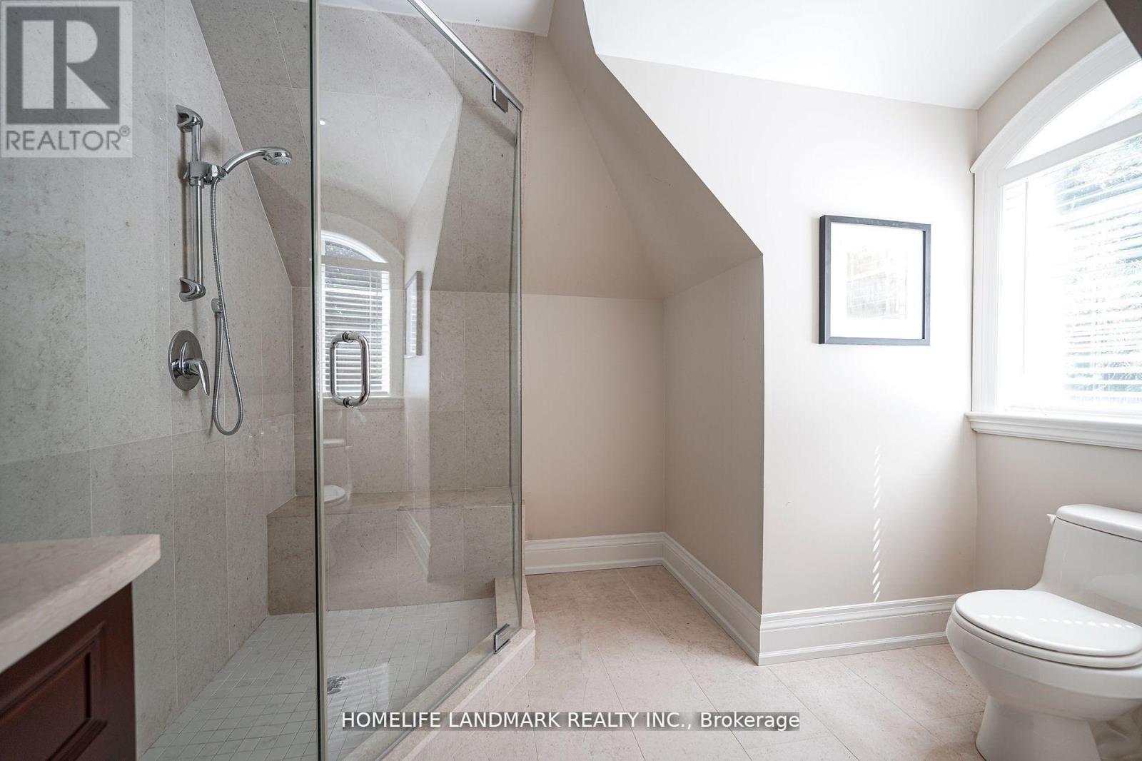 450 Meadow Wood Road, Mississauga, ON - Indoor Photo Showing Bathroom