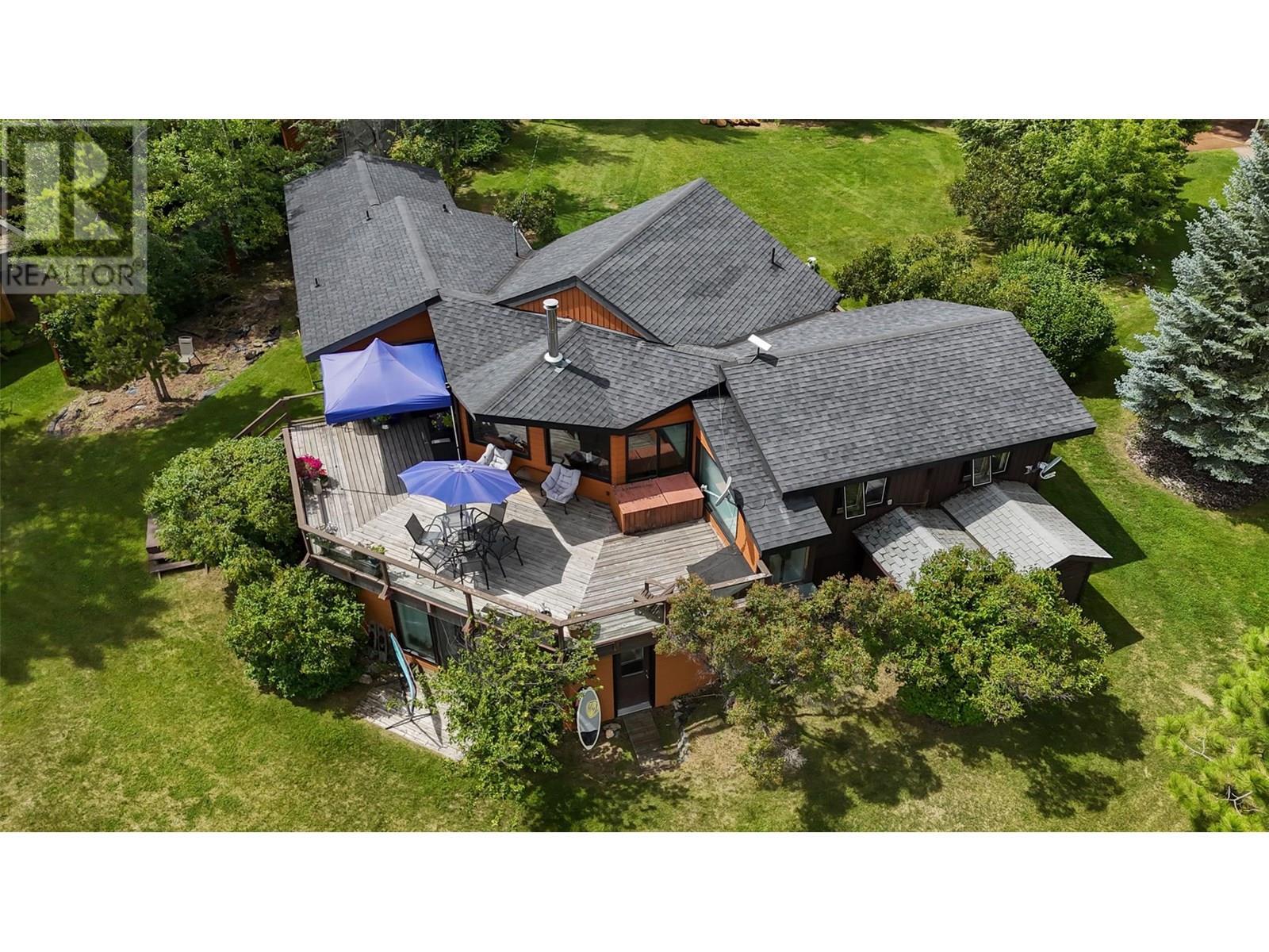 2384 Ruault Road, Invermere, BC - Outdoor