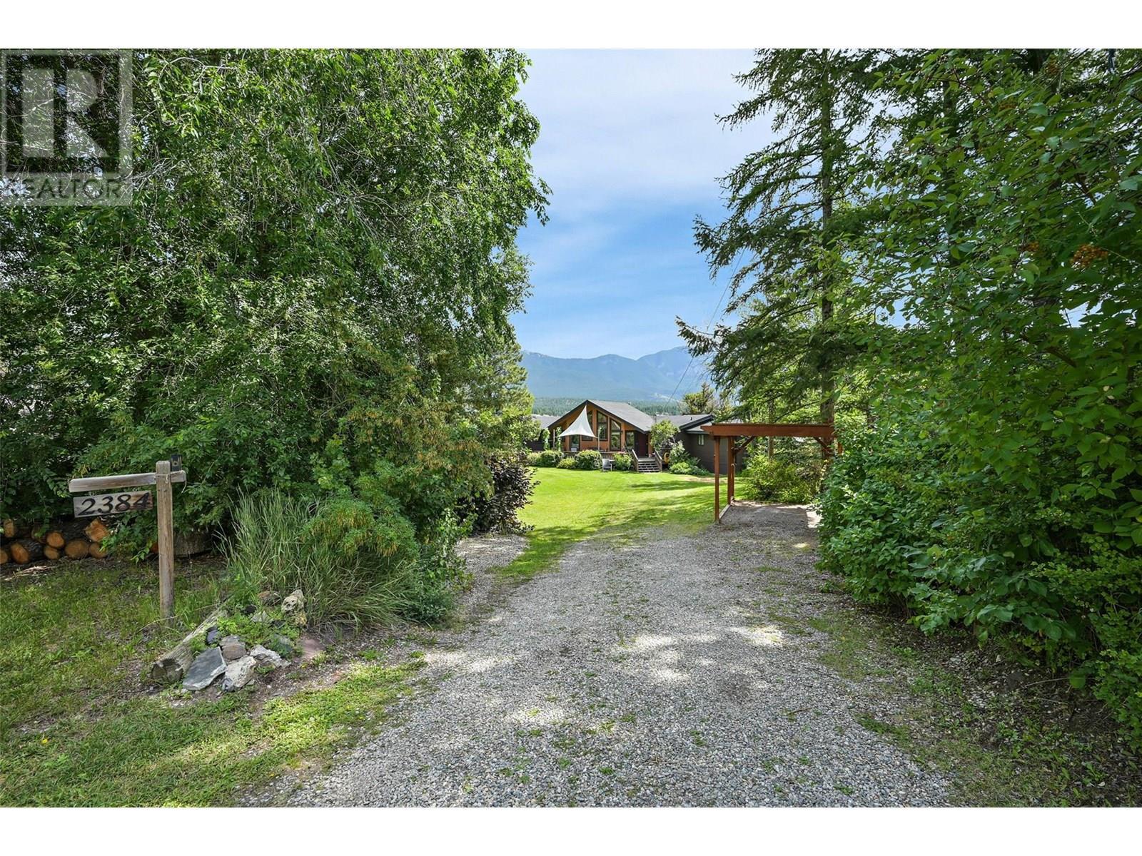 2384 Ruault Road, Invermere, BC - Outdoor