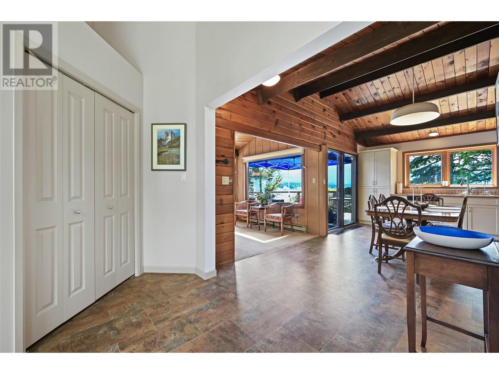 2384 Ruault Road, Invermere, BC - Indoor Photo Showing Other Room