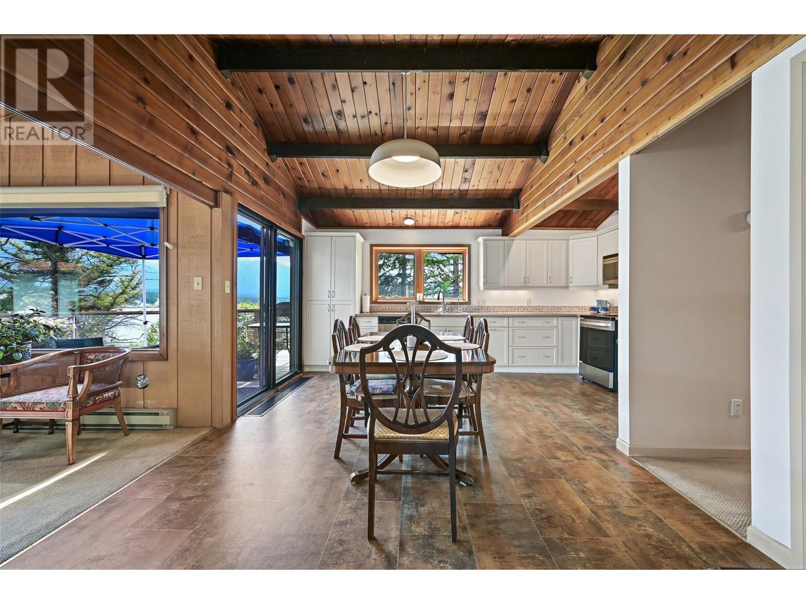 2384 Ruault Road, Invermere, BC - Indoor Photo Showing Other Room