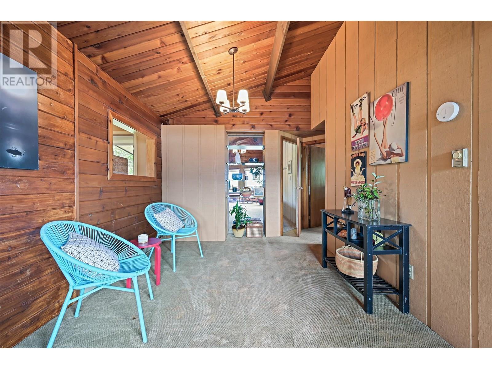 2384 Ruault Road, Invermere, BC - Indoor Photo Showing Other Room