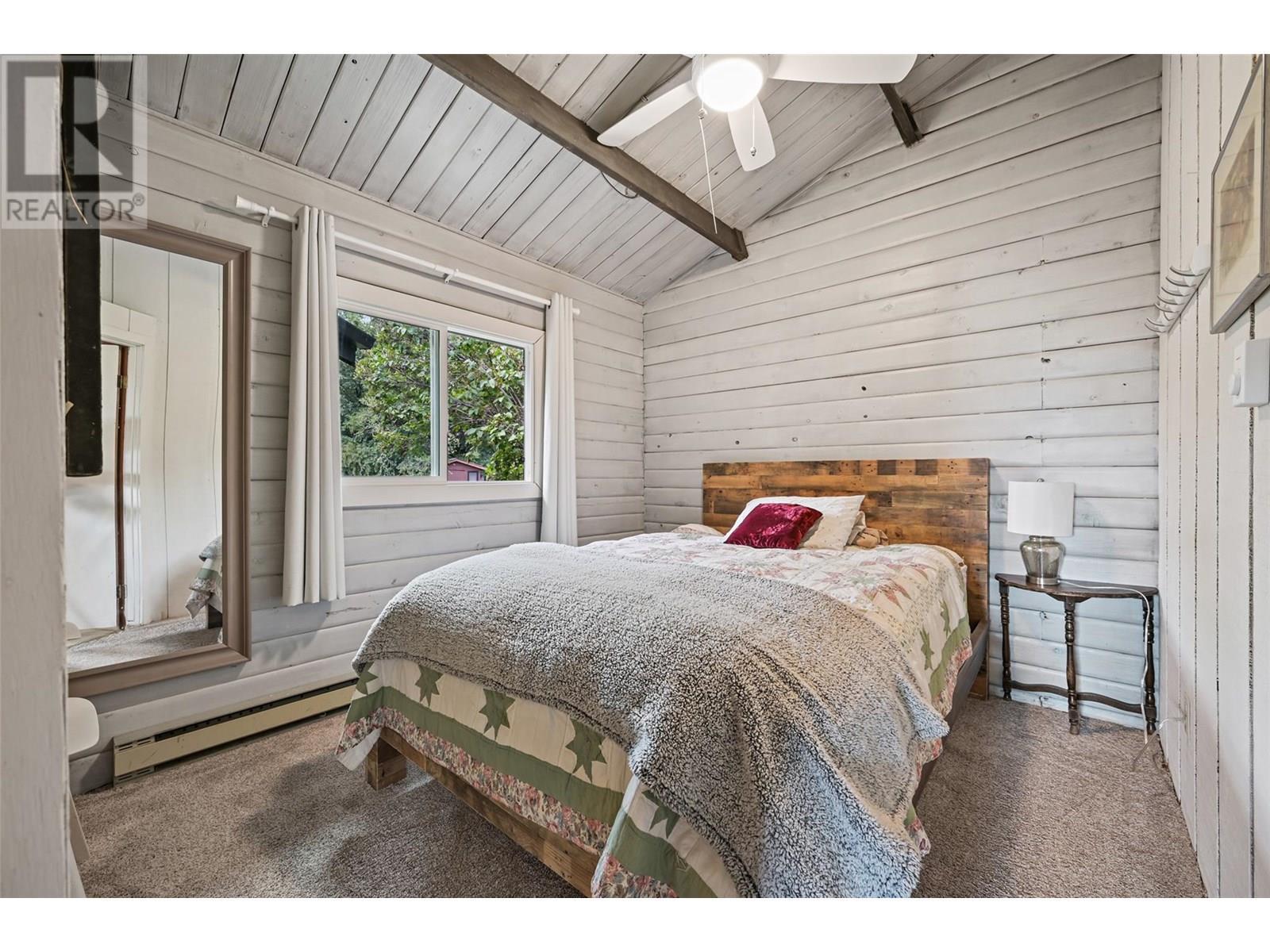 2384 Ruault Road, Invermere, BC - Indoor Photo Showing Bedroom