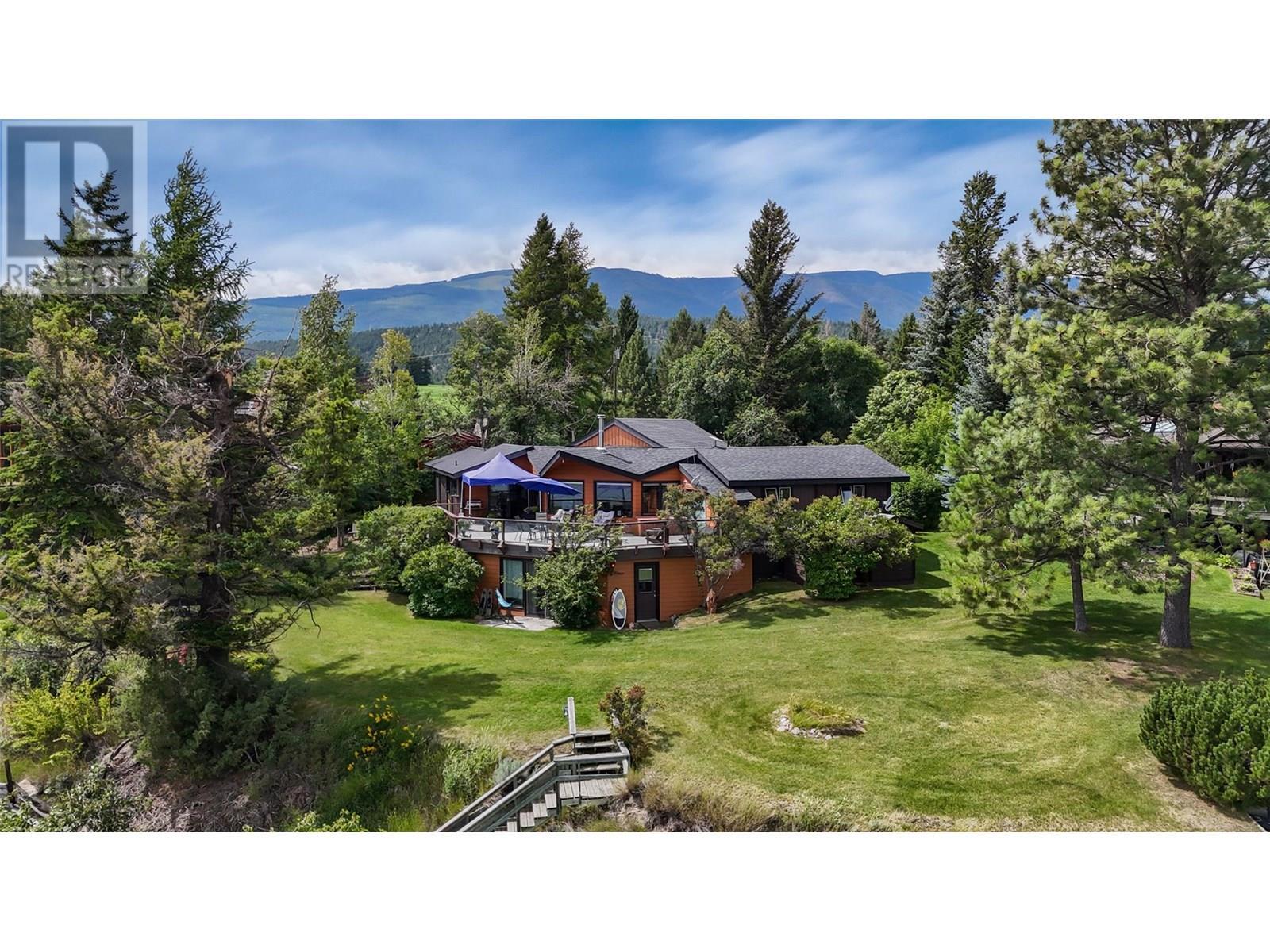2384 Ruault Road, Invermere, BC - Outdoor