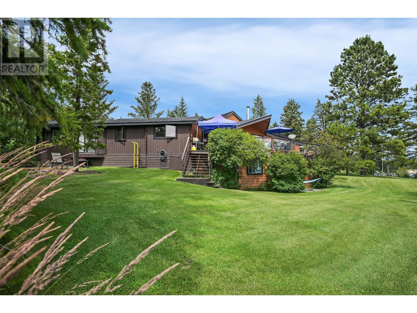 2384 Ruault Road, Invermere, BC - Outdoor