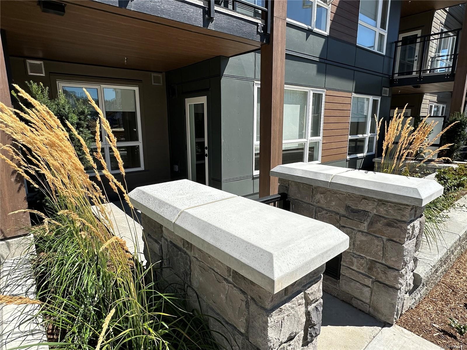 102-3564 A Ryder Hesjedal Way, Colwood, BC - Outdoor