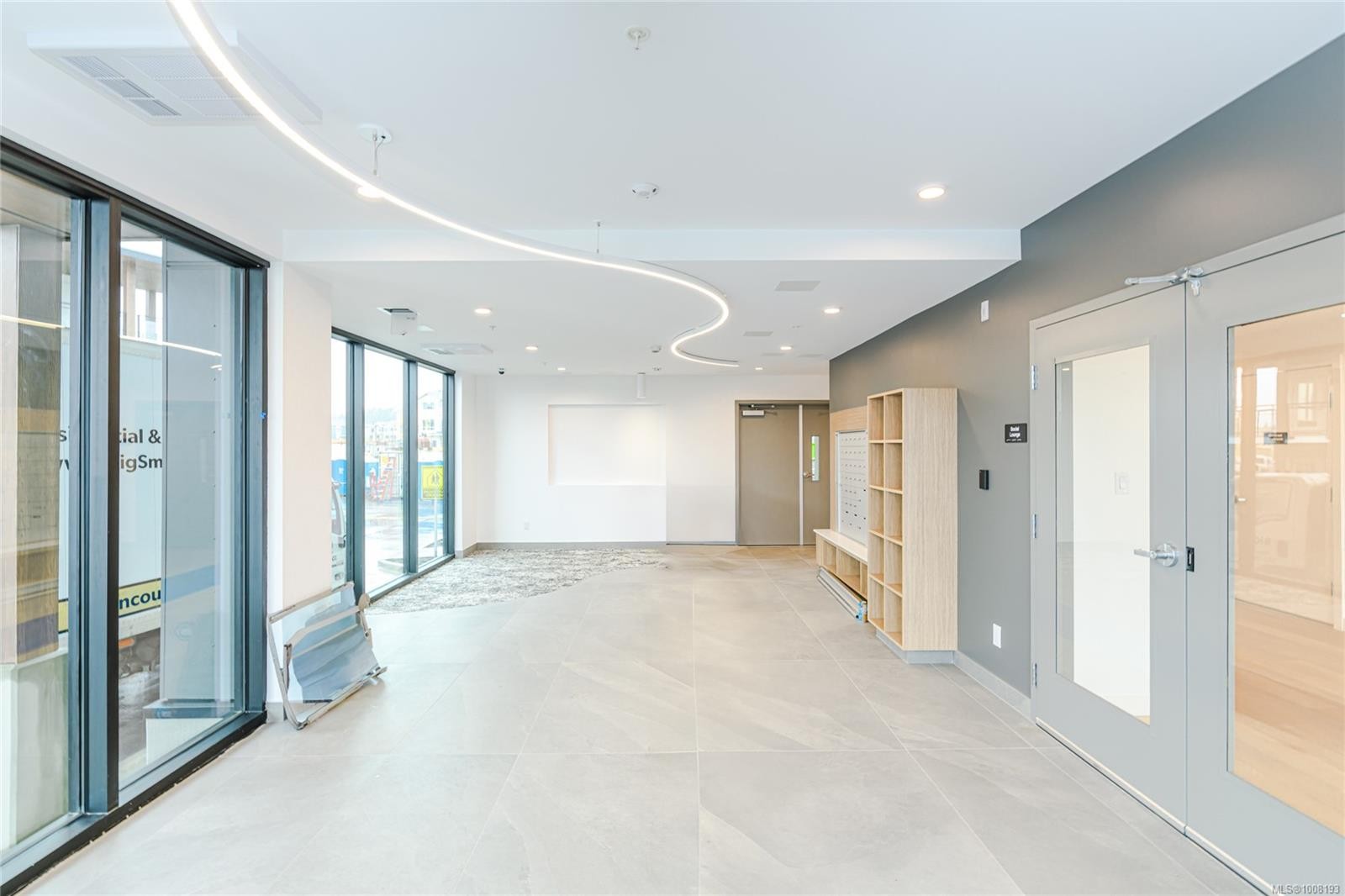 102-3564 A Ryder Hesjedal Way, Colwood, BC - Indoor Photo Showing Other Room