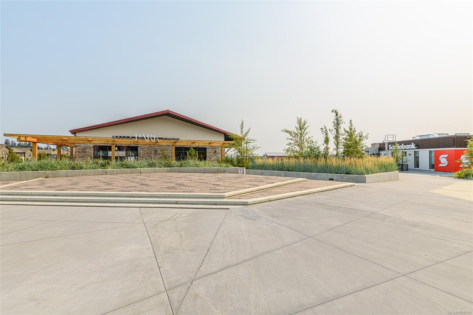 102-3564 A Ryder Hesjedal Way, Colwood, BC - Outdoor