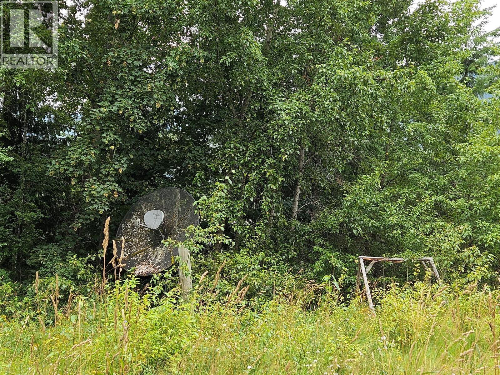 130 Lower Fauquier Road, Fauquier, BC