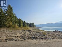 130 LOWER FAUQUIER Road Fauquier, BC V0G 1K0