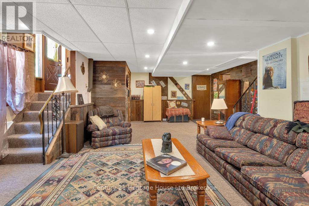 841 2Nd Concession Road, Norfolk, ON - Indoor