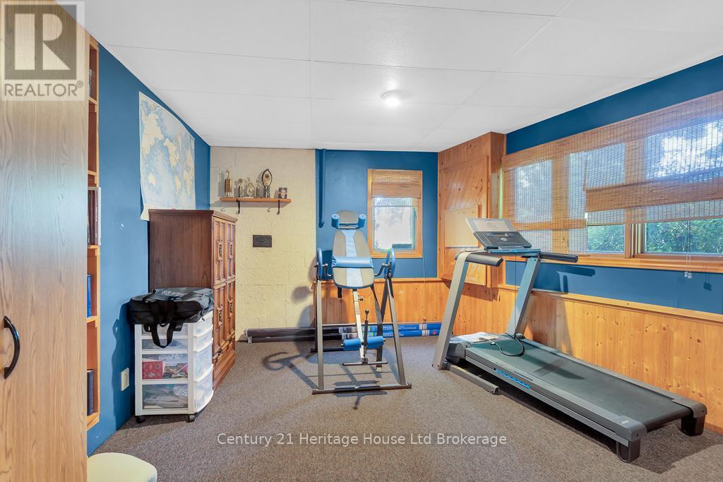 841 2Nd Concession Road, Norfolk, ON - Indoor Photo Showing Gym Room