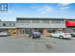 5651 COWRIE STREET Sechelt, BC V0N 3A0