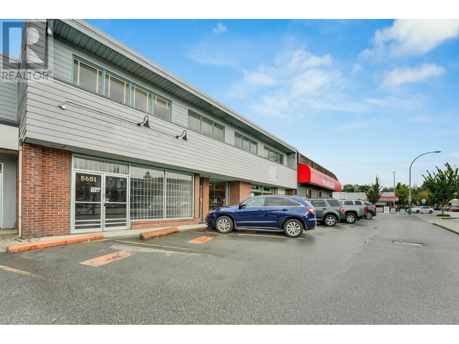 5651 Cowrie Street, Sechelt, BC