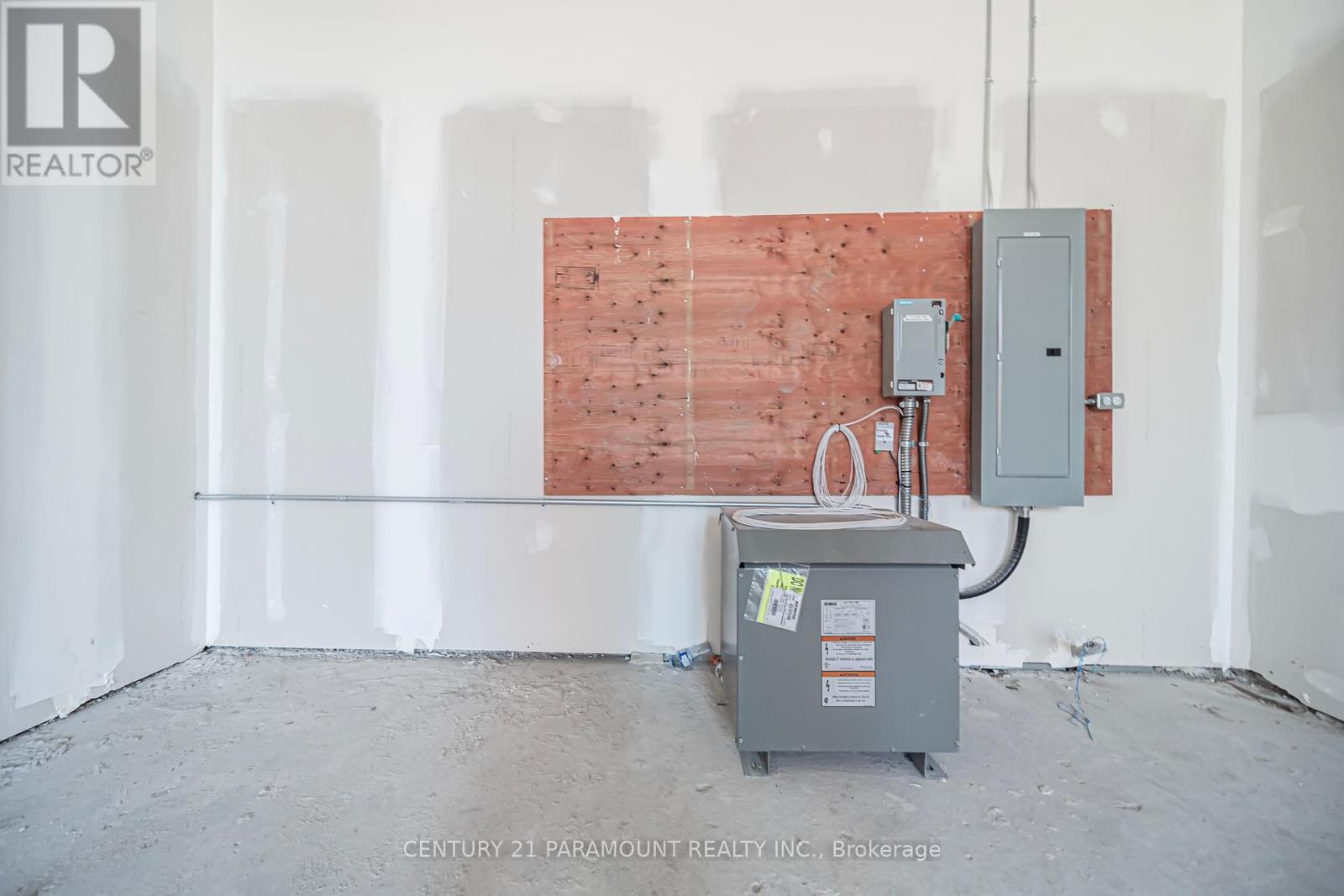 R-07 - 3445 Sheppard Avenue E, Toronto, ON