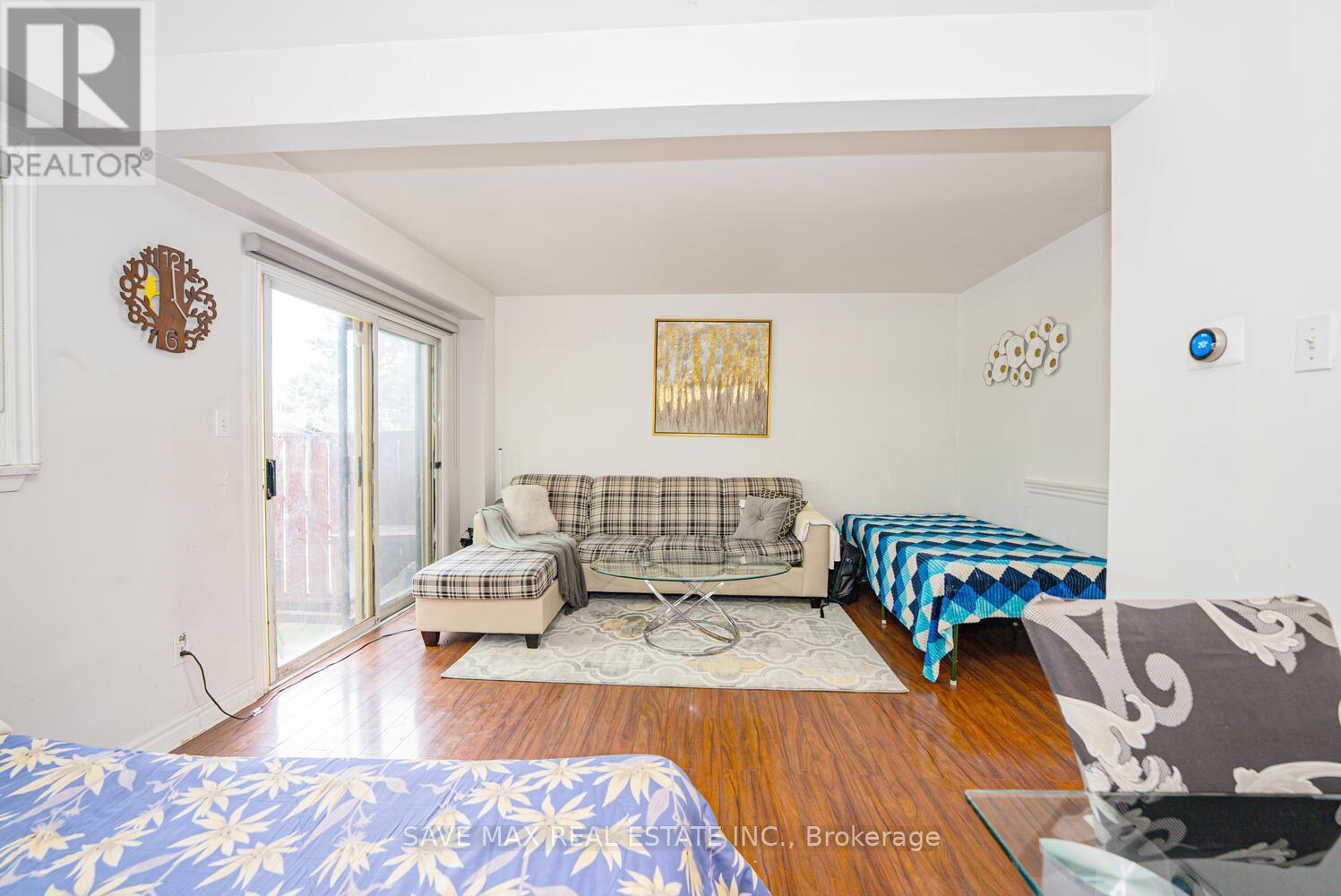 153 Fleetwood Crescent, Brampton, ON - Indoor