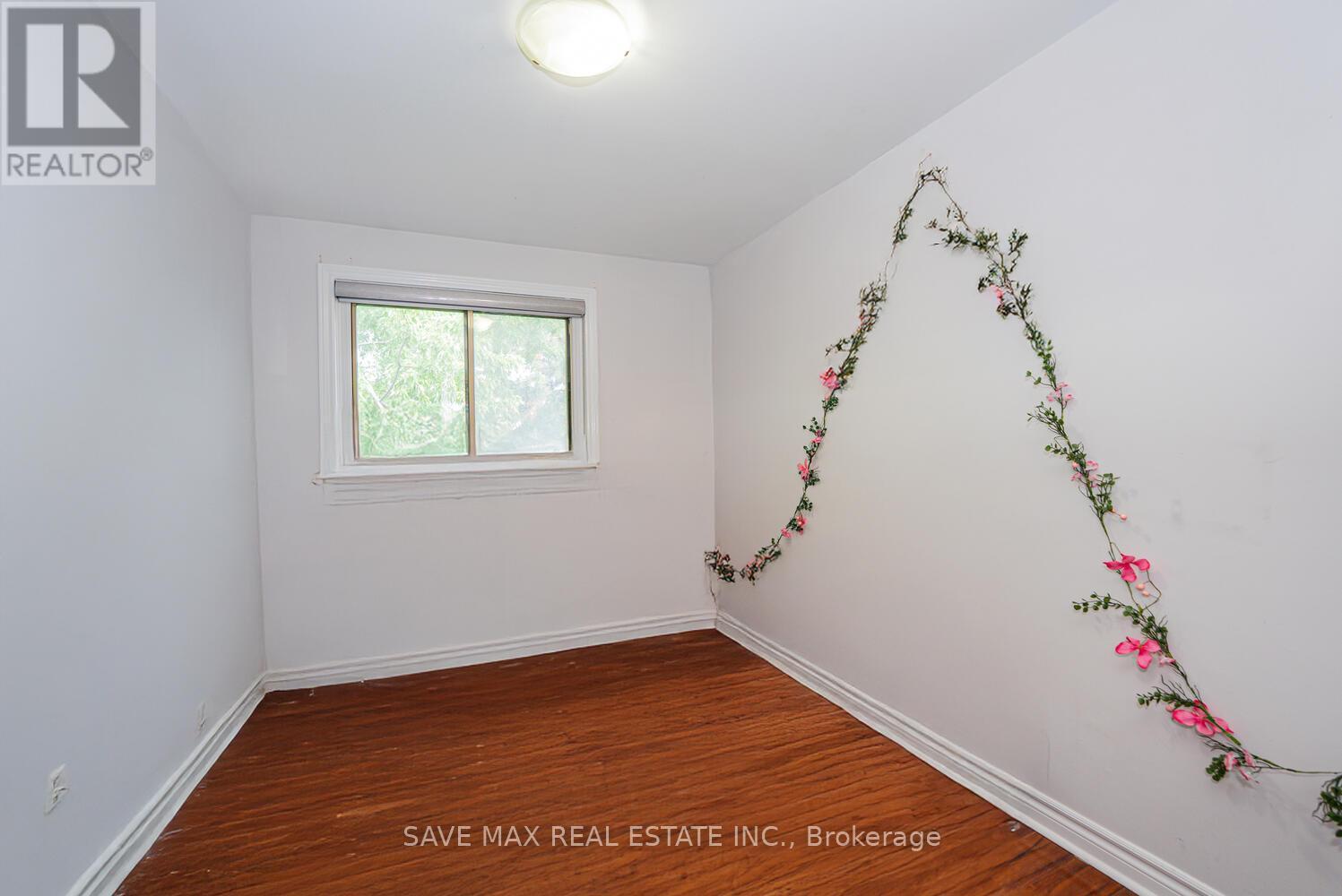 153 Fleetwood Crescent, Brampton, ON - Indoor Photo Showing Other Room