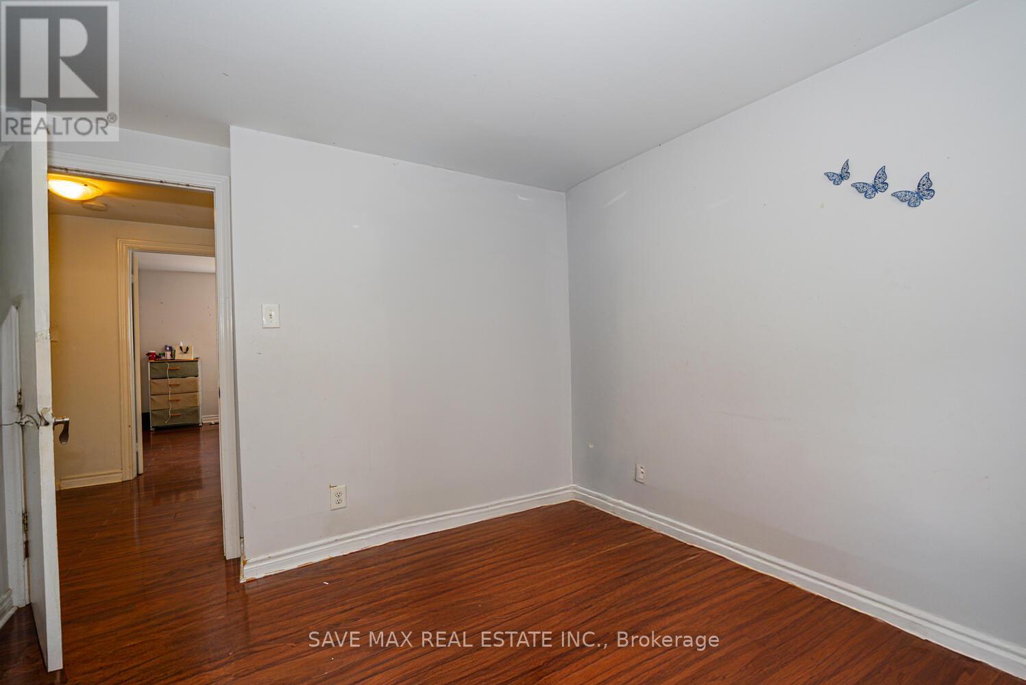 153 Fleetwood Crescent, Brampton, ON - Indoor Photo Showing Other Room