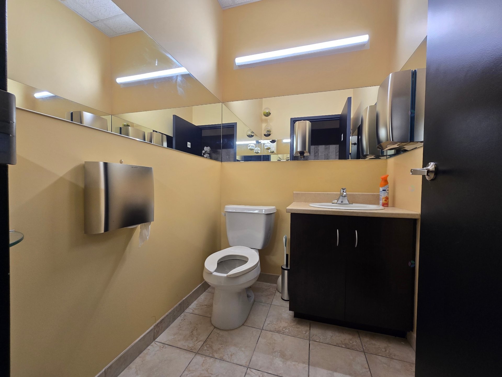 Powder room - 4629 Rue Louis-B.-Mayer, Laval (Chomedey), QC - Indoor Photo Showing Bathroom