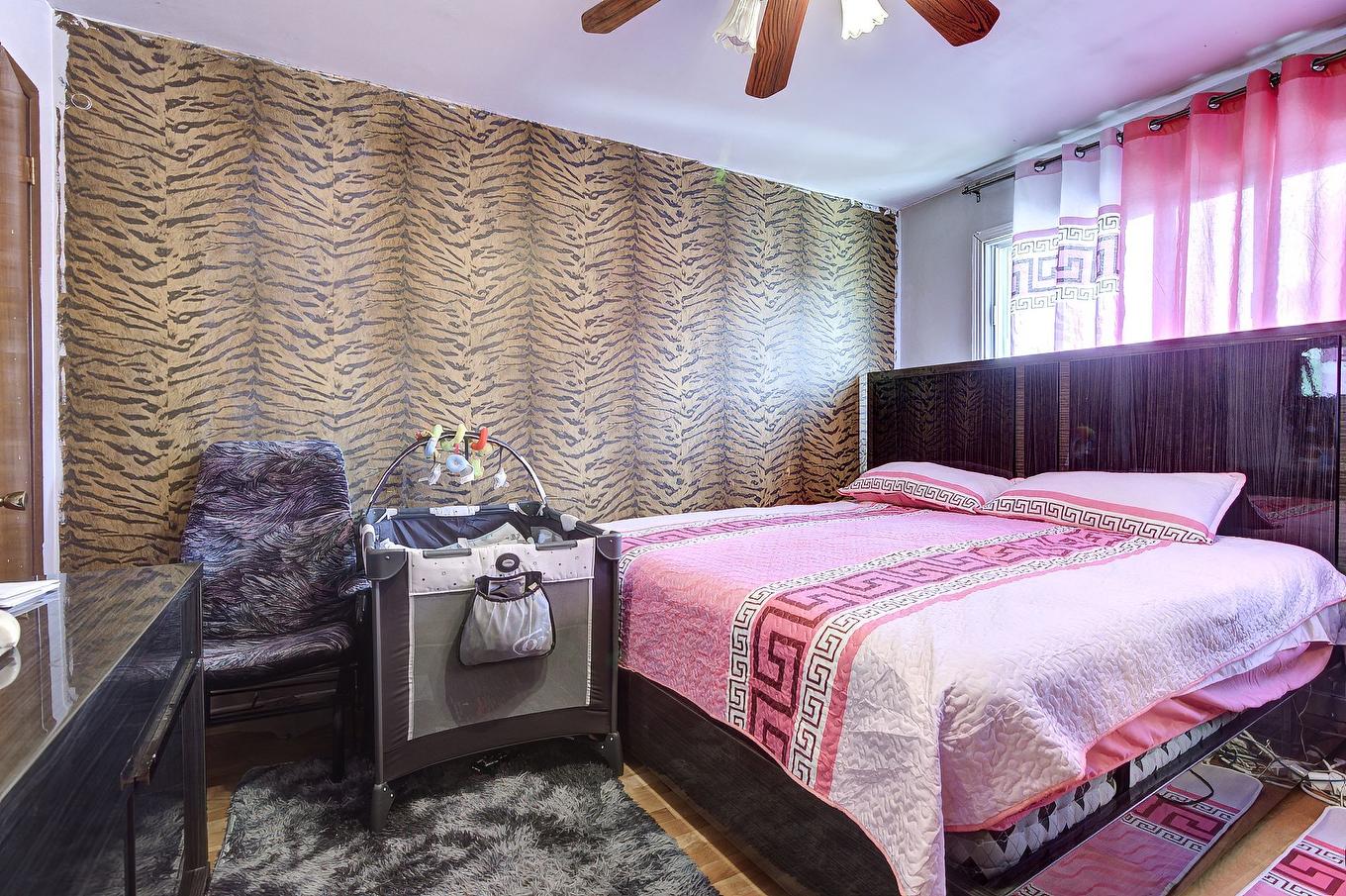 Chambre à coucher principale - 11479 Av. Olier, Montréal (Montréal-Nord), QC - Indoor Photo Showing Bedroom