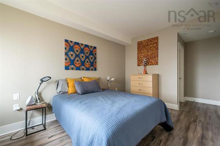 204 15 Kings Wharf Place, Dartmouth, NS