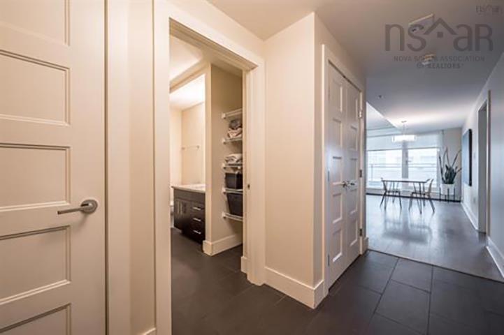 204 15 Kings Wharf Place, Dartmouth, NS