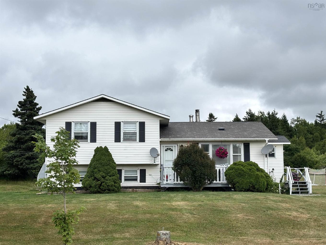 121 Pipers Lane, Inverside, NS