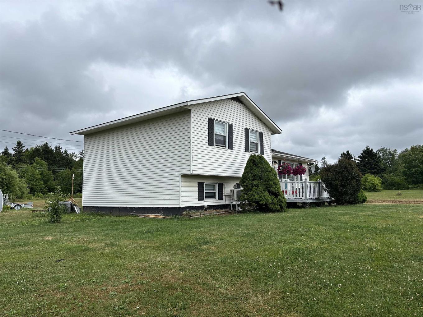 121 Pipers Lane, Inverside, NS