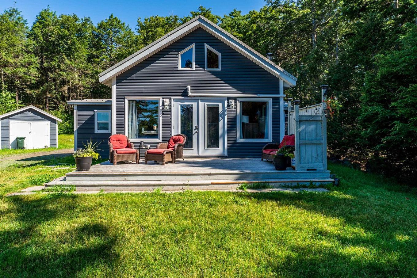 412 Double Lake Road, North Range, NS