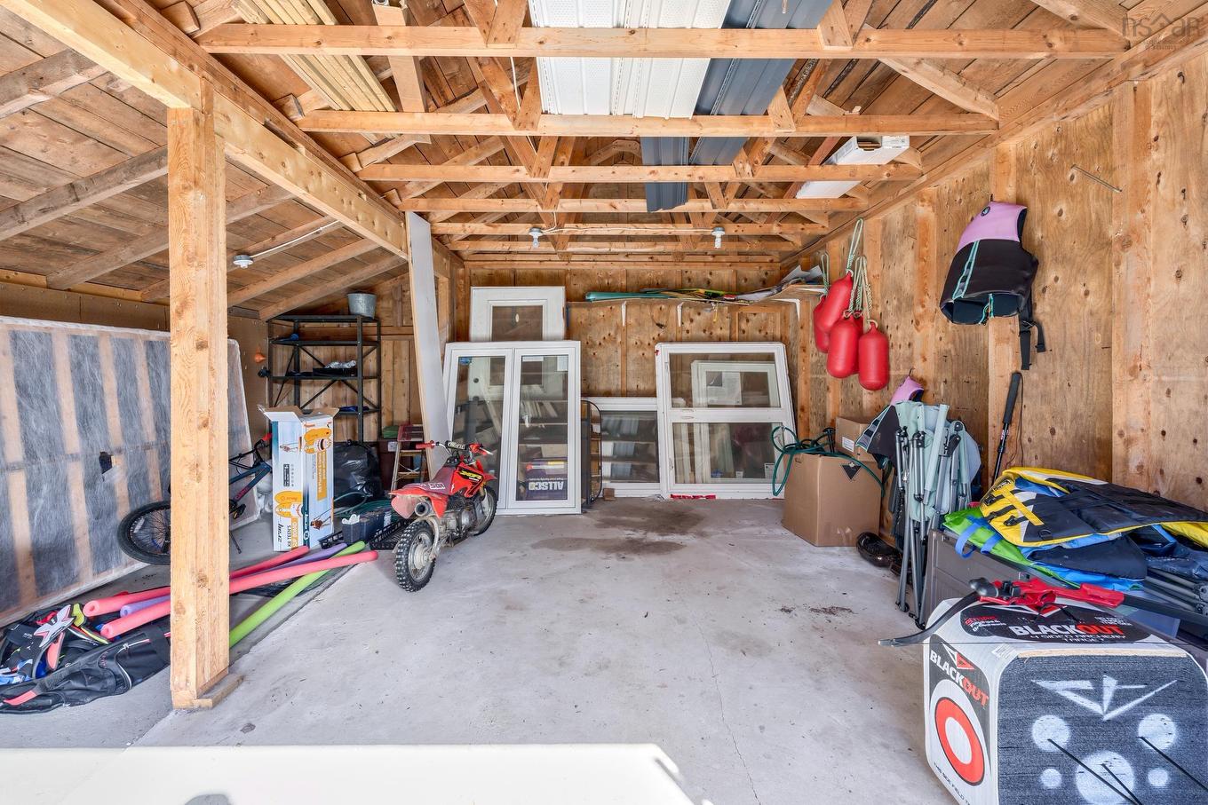 412 Double Lake Road, North Range, NS