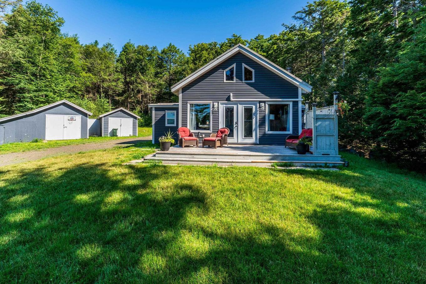 412 Double Lake Road, North Range, NS