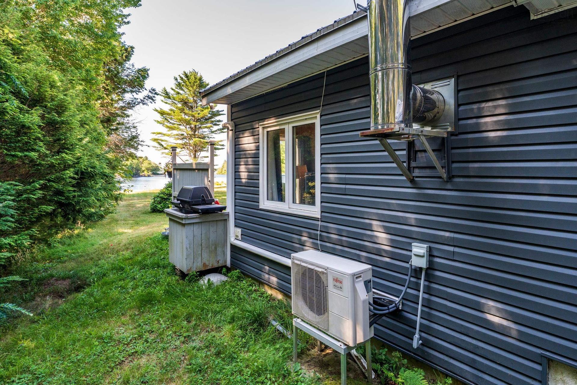 412 Double Lake Road, North Range, NS