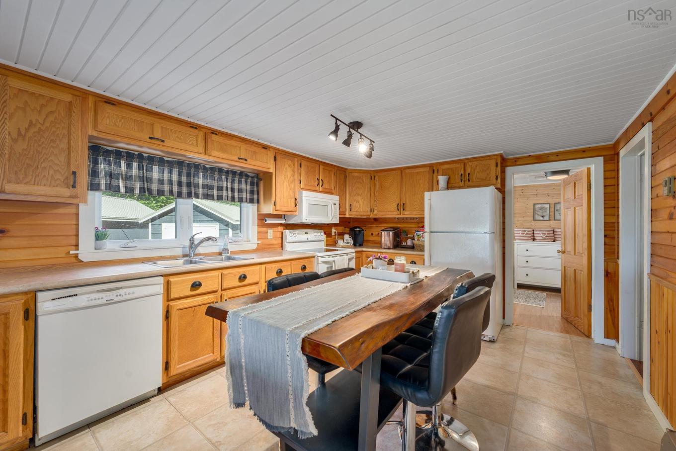 412 Double Lake Road, North Range, NS