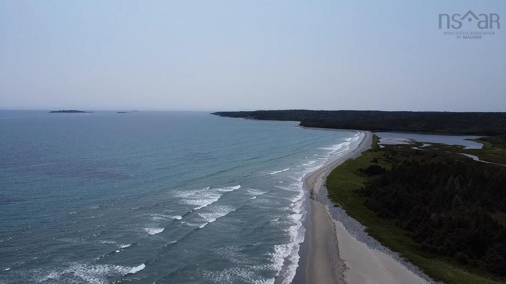 31 Kaakwogook Way, Clam Bay, NS