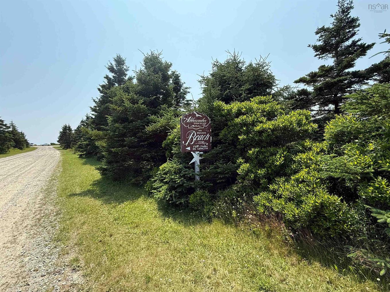 31 Kaakwogook Way, Clam Bay, NS