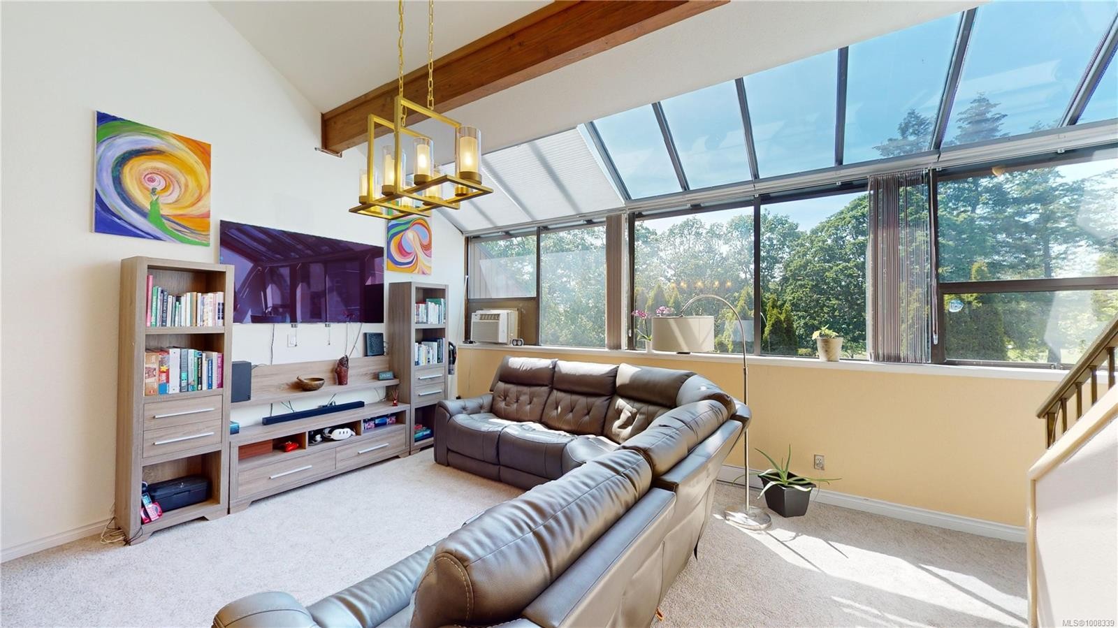 499D-4678 Elk Lake Dr, Saanich, BC - Indoor