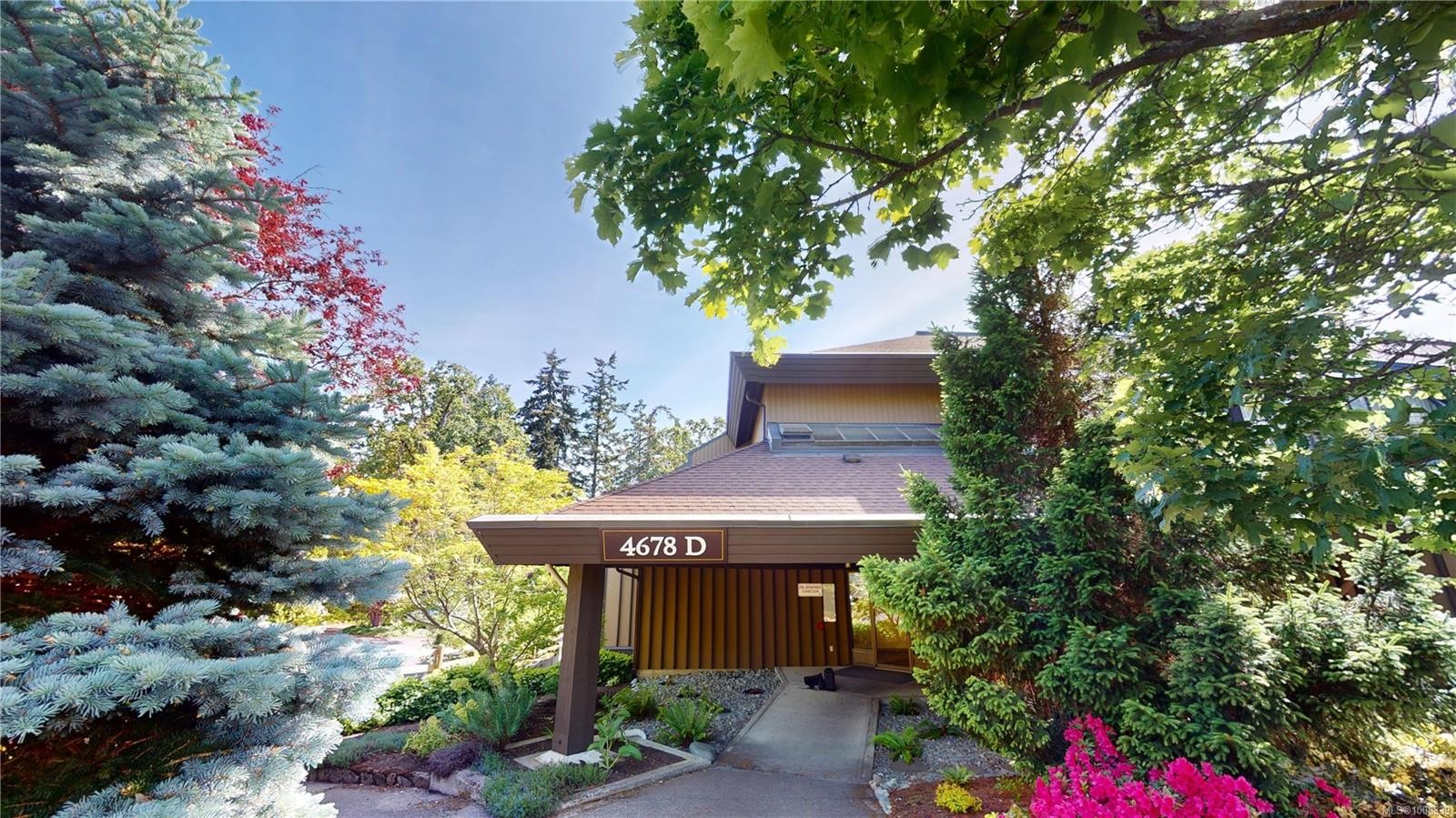 499D-4678 Elk Lake Dr, Saanich, BC - Outdoor