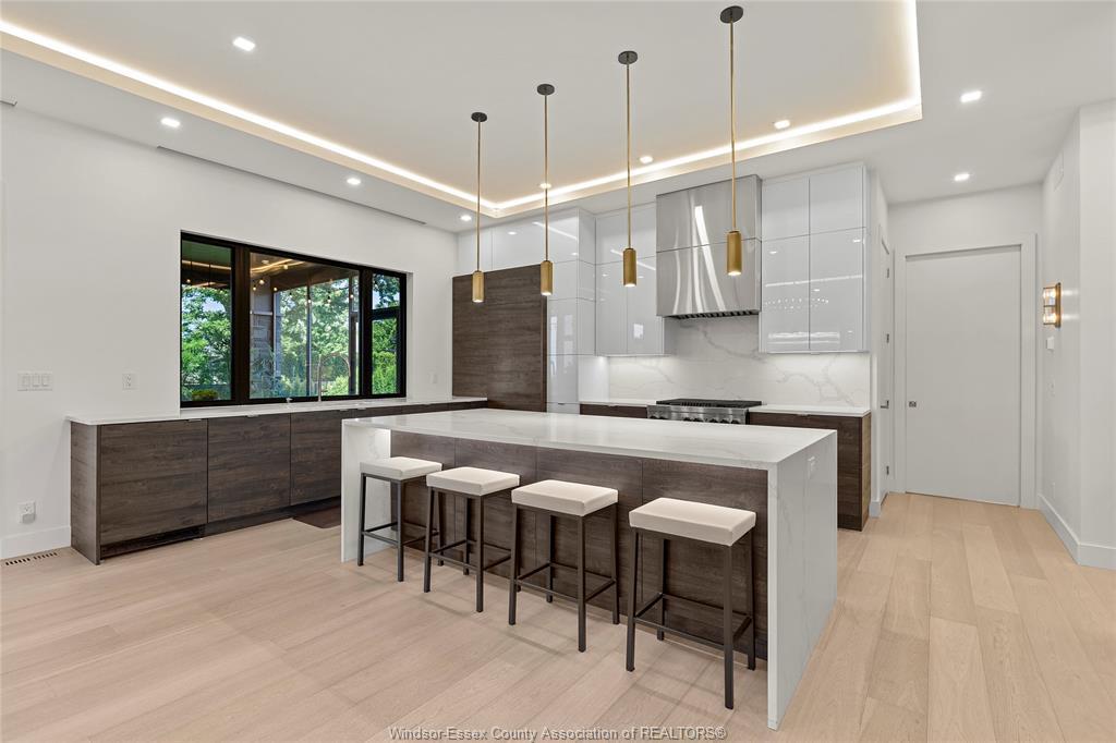 11 Destiny Drive, Leamington, ON