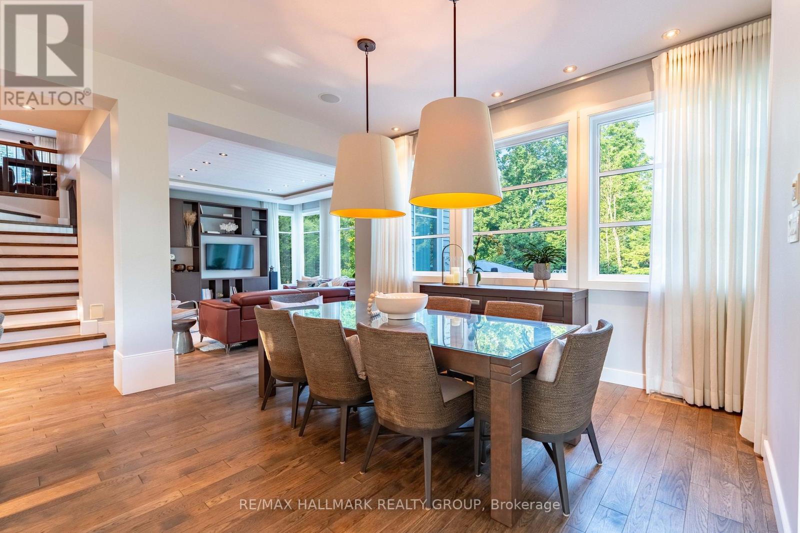 39 Jacquot Street, Champlain, ON - Indoor Photo Showing Dining Room